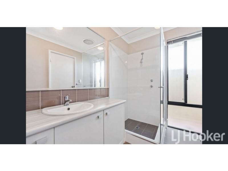 2 Keelia Vale, Lakelands WA 6180