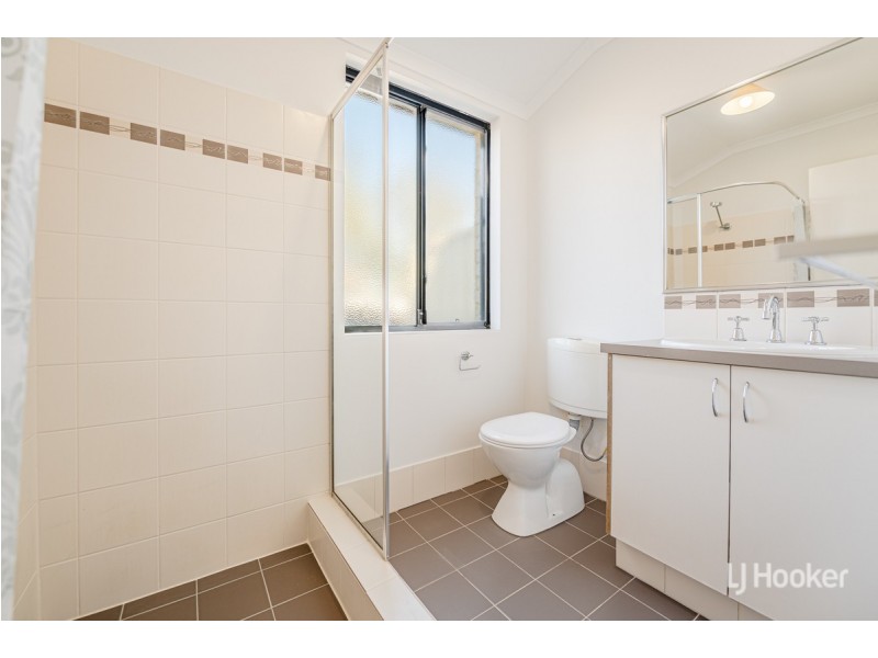 32 Batt Drive, Brookdale WA 6112