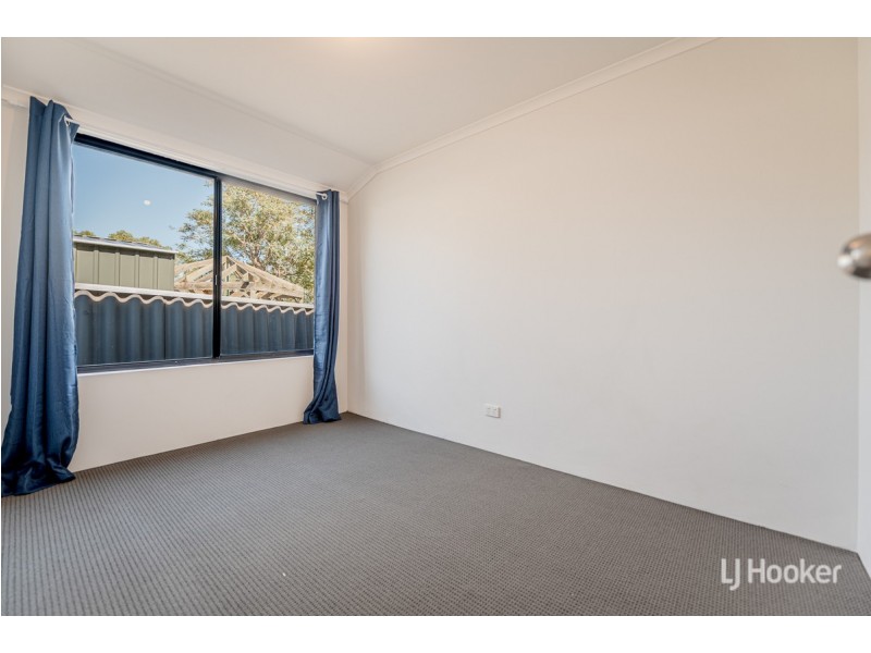 32 Batt Drive, Brookdale WA 6112