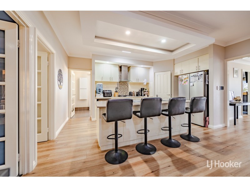 72 Badgerup Avenue, Lakelands WA 6180