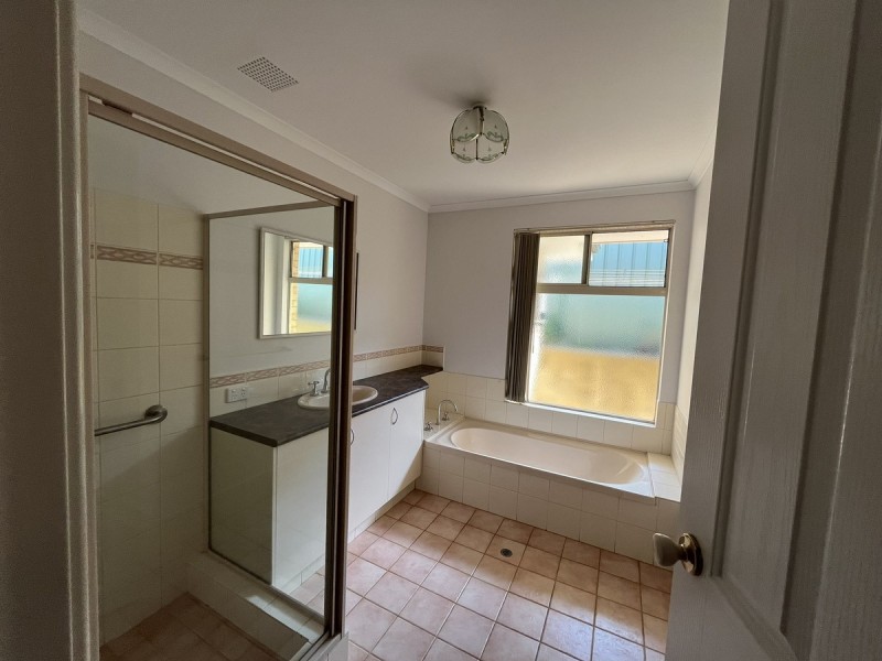 27 Allendale Crescent, Dawesville WA 6211