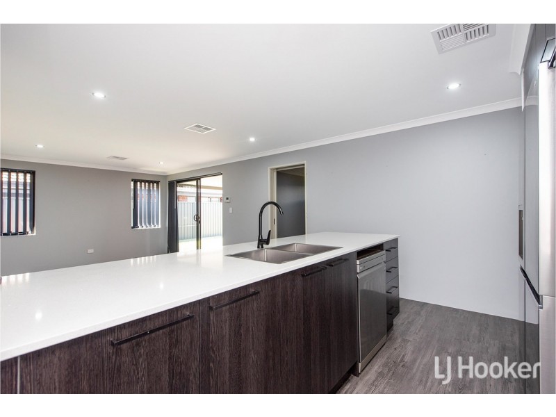 42 Hampstead Parade, Ravenswood WA 6208