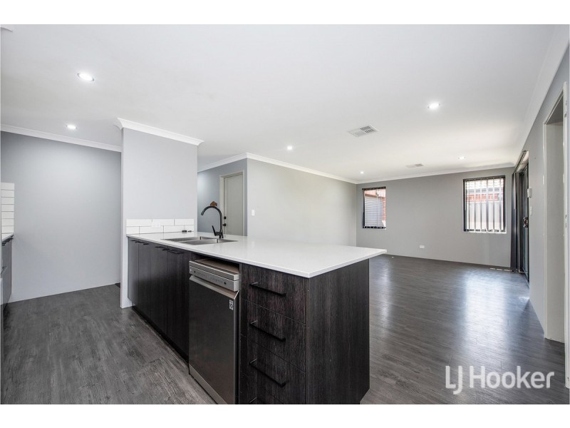 42 Hampstead Parade, Ravenswood WA 6208