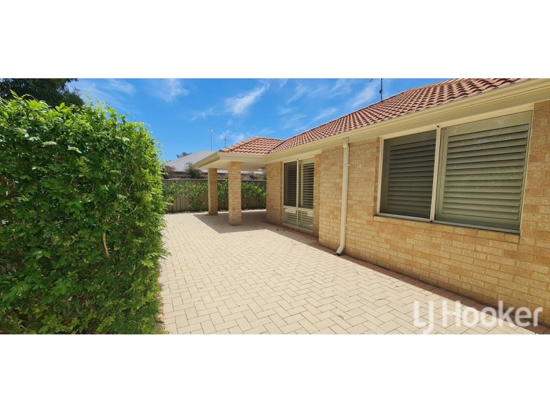 22 Willow Brook View, Meadow Springs WA 6210