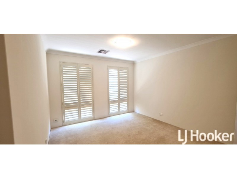 22 Willow Brook View, Meadow Springs WA 6210