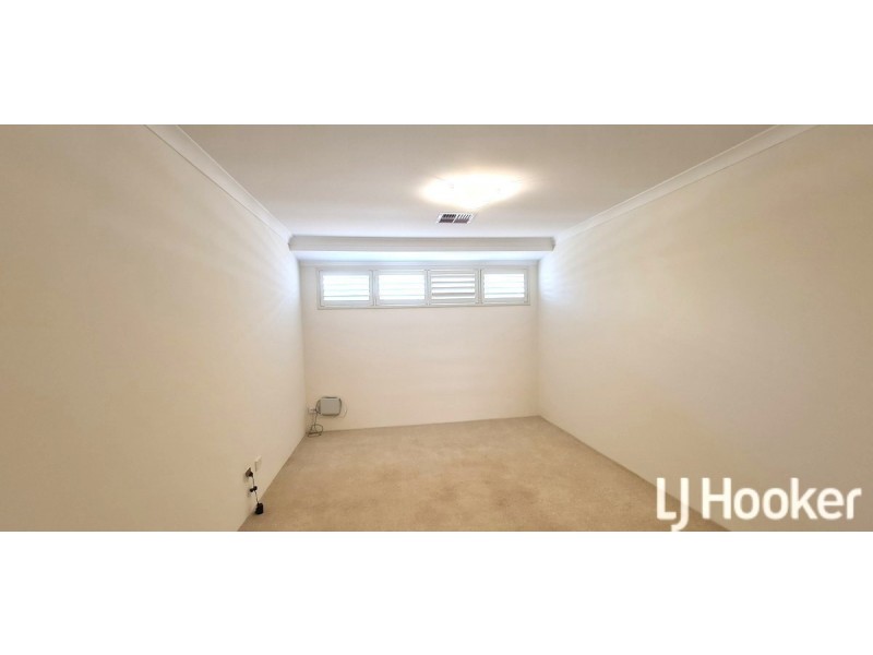 22 Willow Brook View, Meadow Springs WA 6210