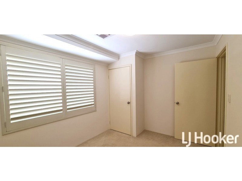 22 Willow Brook View, Meadow Springs WA 6210