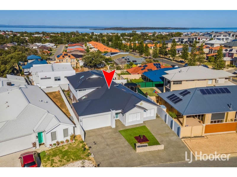 4 Storm Lane, Wannanup WA 6210