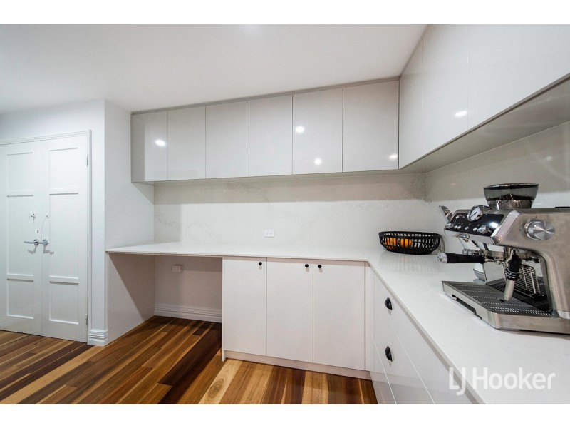 4 Storm Lane, Wannanup WA 6210