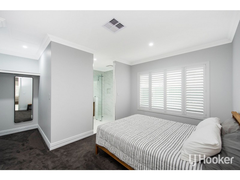 4 Storm Lane, Wannanup WA 6210