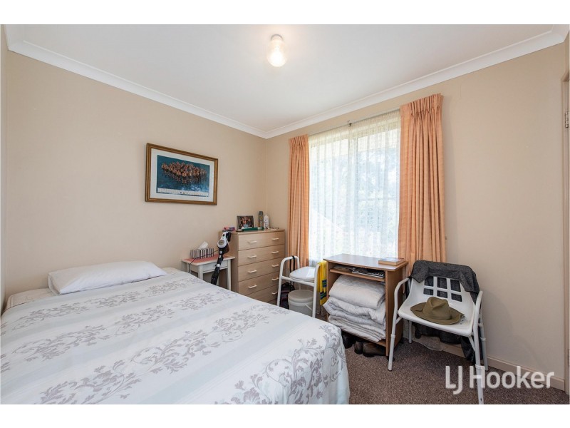 1/4 Silvan Court, Greenfields WA 6210