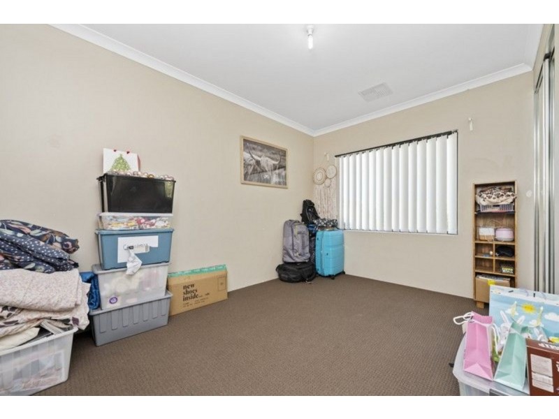 19 Salome Crescent, Lakelands WA 6180