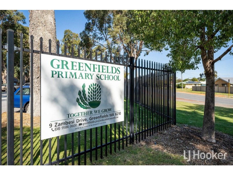 90 Waldron Boulevard, Greenfields WA 6210