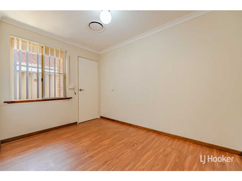 148 Oakmont Avenue, Meadow Springs WA 6210