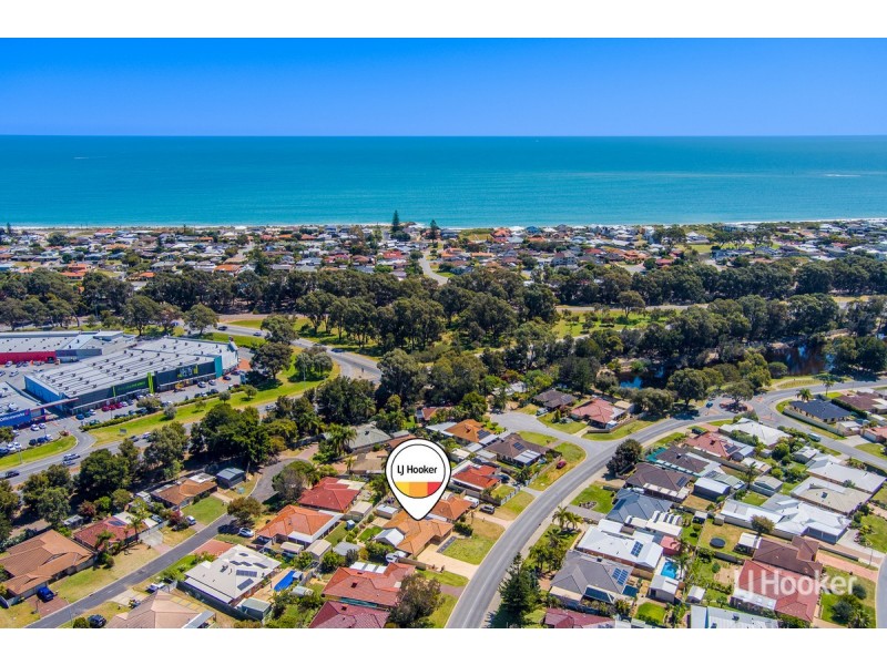 148 Oakmont Avenue, Meadow Springs WA 6210