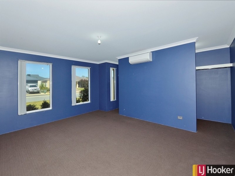 22 Longmeadow Vista, Meadow Springs WA 6210