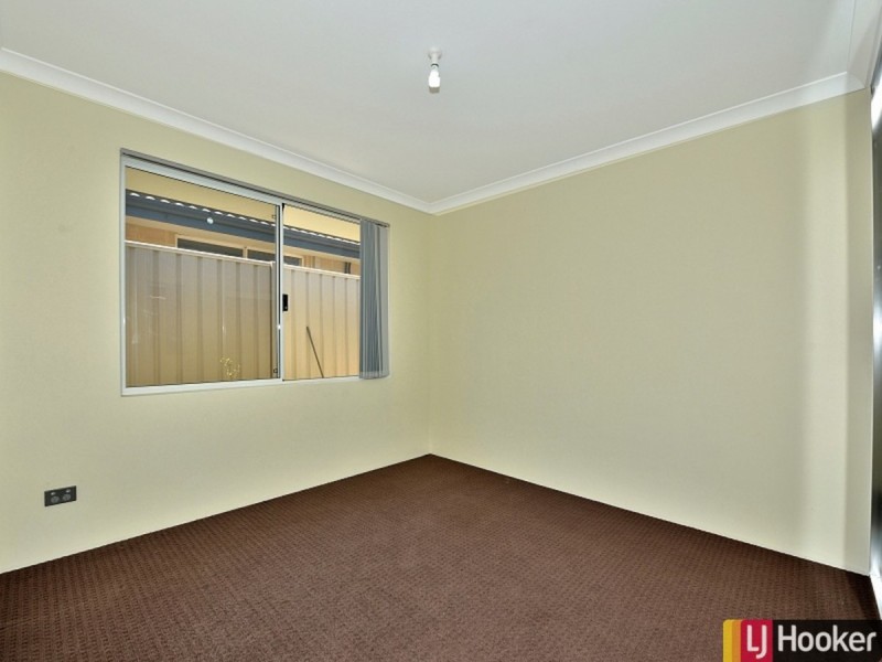 22 Longmeadow Vista, Meadow Springs WA 6210