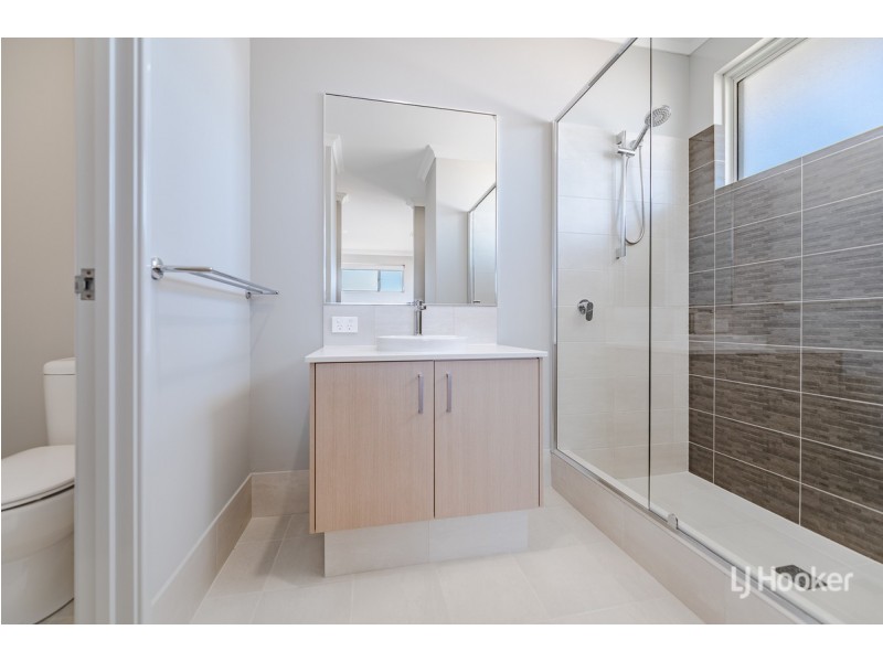 35 Angalore Road, Madora Bay WA 6210