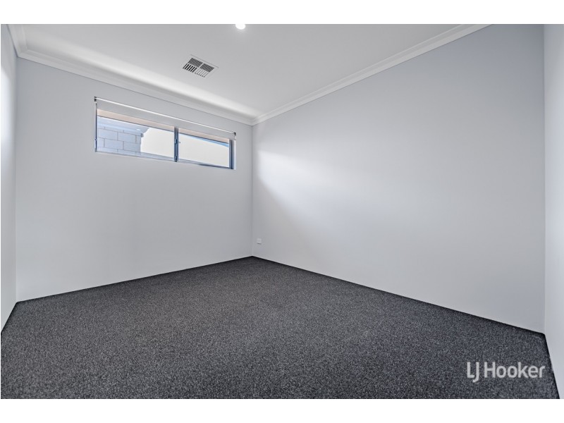 13 Westport Street, Madora Bay WA 6210