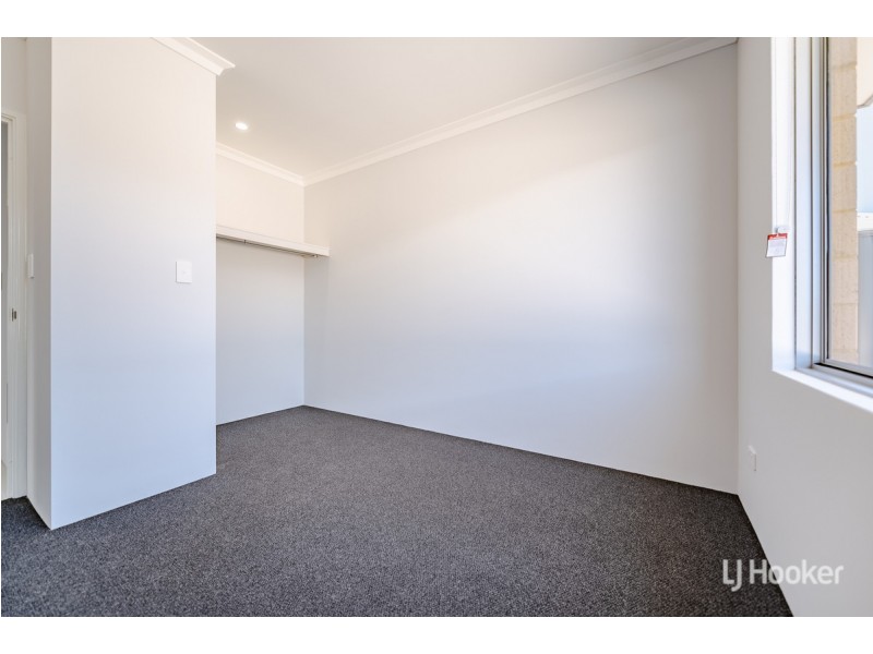 13 Westport Street, Madora Bay WA 6210