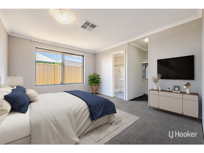 7 Suncrest Meander, Meadow Springs WA 6210