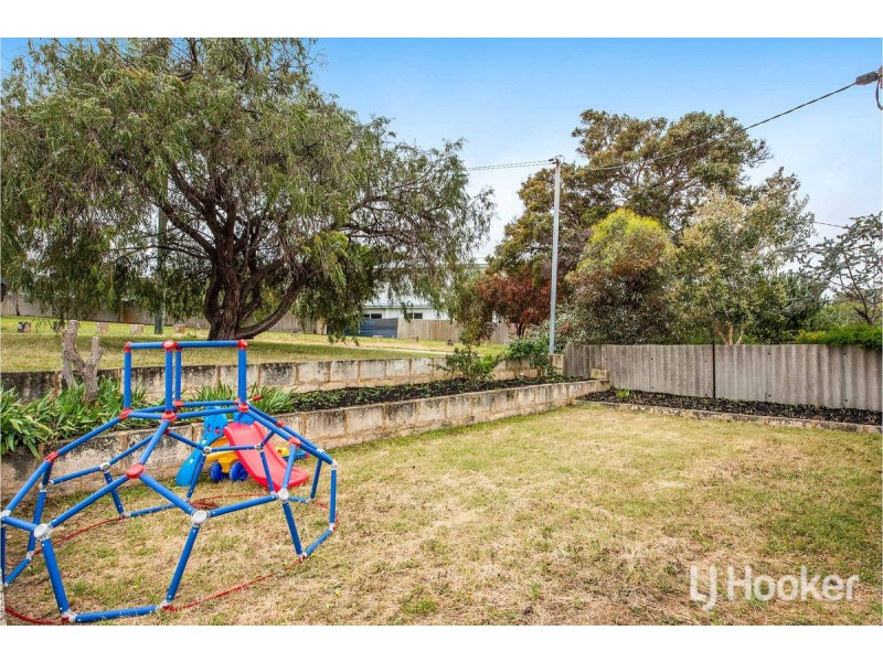 12A Jamy Place, Hamilton Hill WA 6163