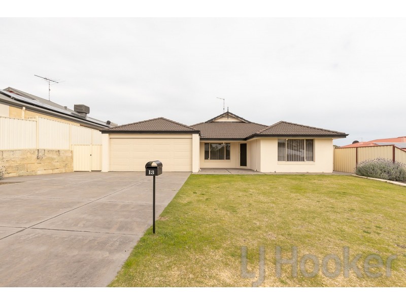 13 Cuballing Retreat, Dawesville WA 6211