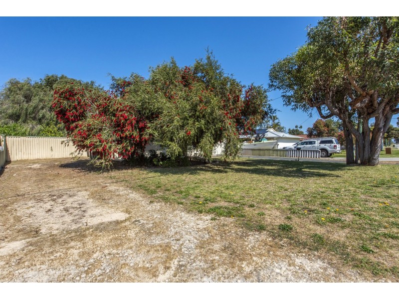 6 Teranca Road, Greenfields WA 6210