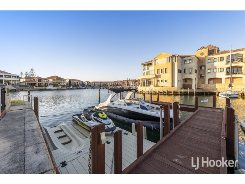 16/18 Port Quays, Wannanup WA 6210