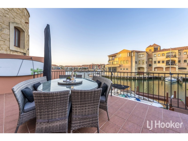 16/18 Port Quays, Wannanup WA 6210