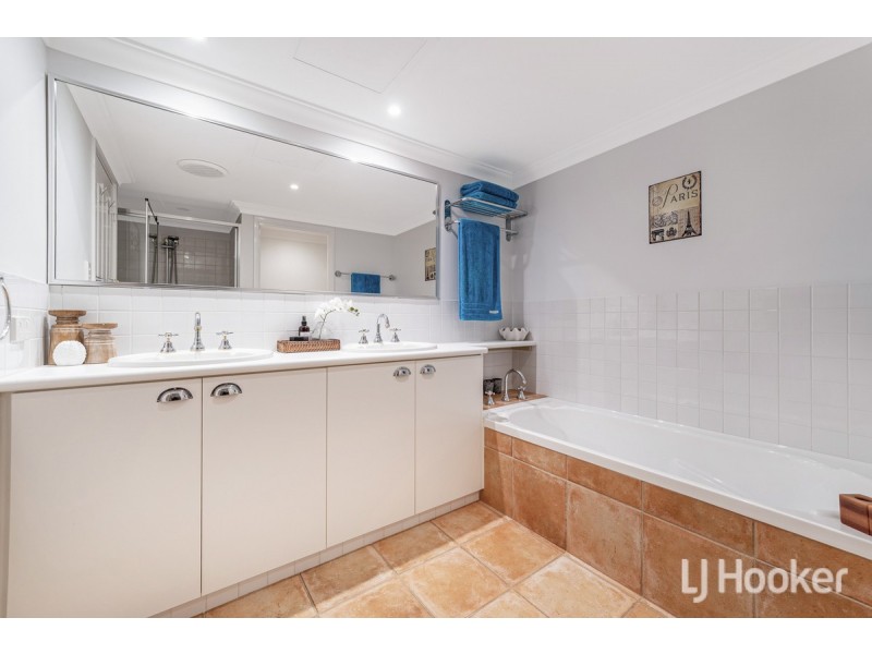 16/18 Port Quays, Wannanup WA 6210