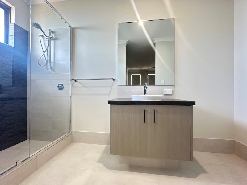 20 Lauderdale Road, Madora Bay WA 6210