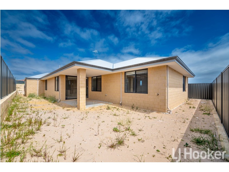 20 Lauderdale Road, Madora Bay WA 6210