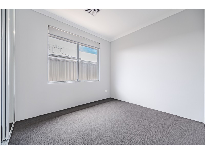 1 Salinas Way, Madora Bay WA 6210