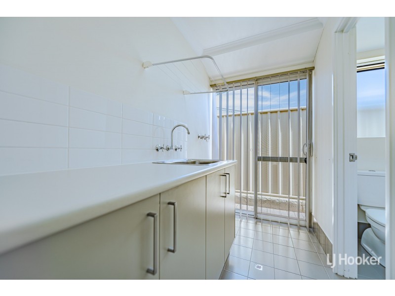 3/25 Dowerin Circuit, Lakelands WA 6180