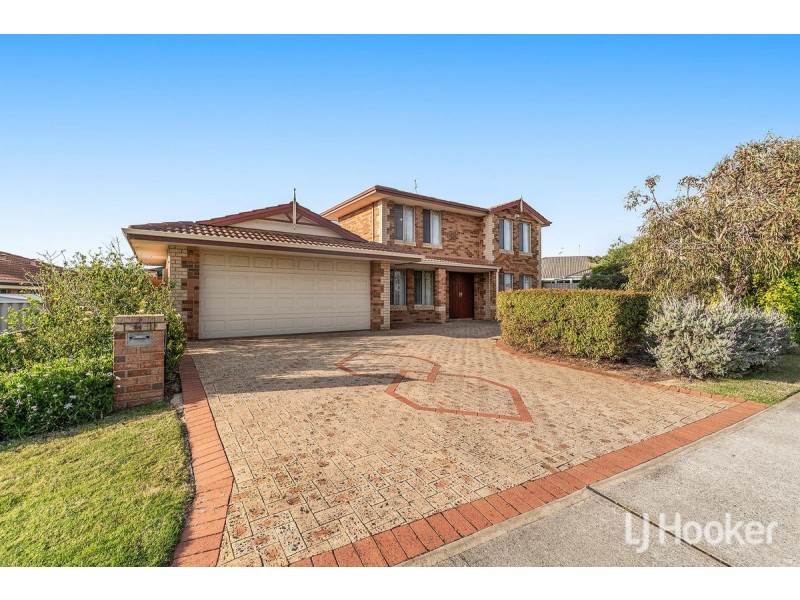 84 Ronsard Drive, San Remo WA 6210