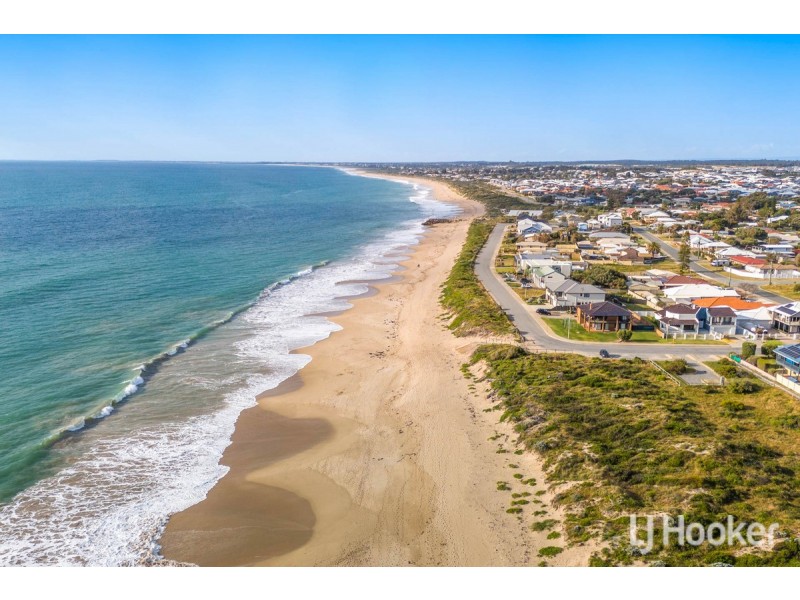 84 Ronsard Drive, San Remo WA 6210