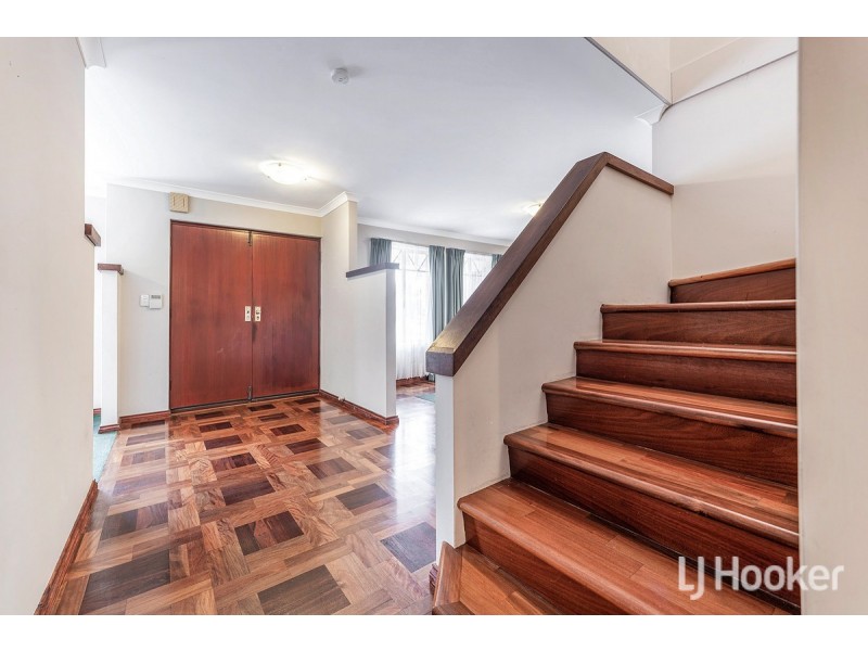 84 Ronsard Drive, San Remo WA 6210