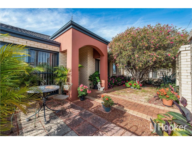 1/6 Churchill Avenue, Dudley Park WA 6210