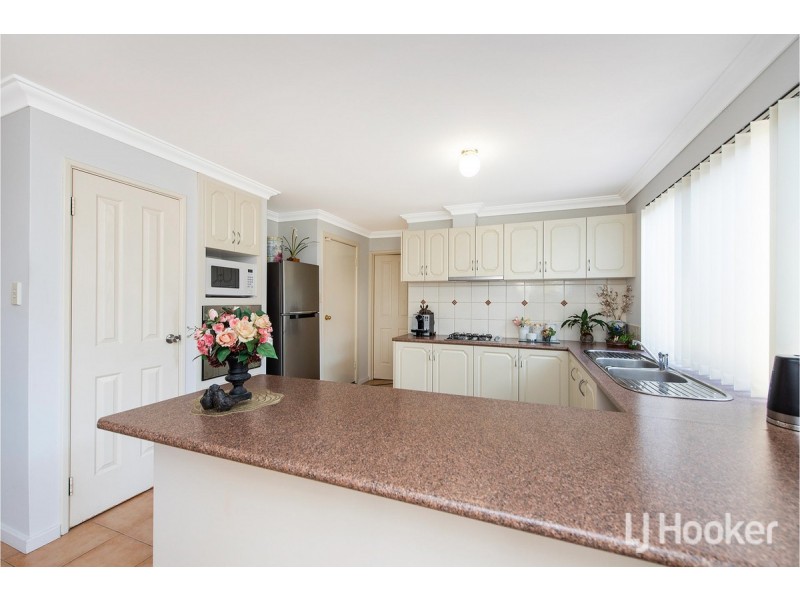 1/6 Churchill Avenue, Dudley Park WA 6210