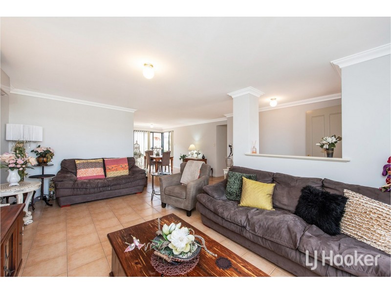 1/6 Churchill Avenue, Dudley Park WA 6210