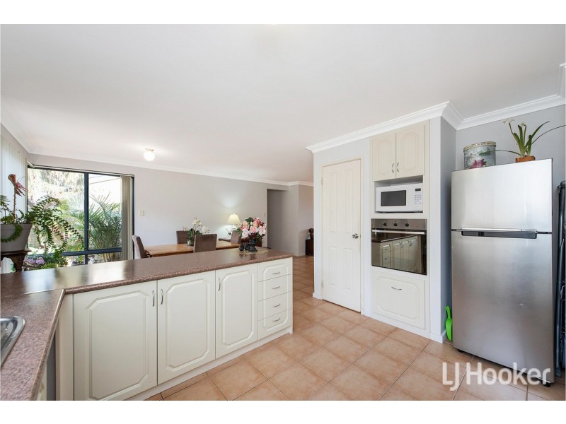 1/6 Churchill Avenue, Dudley Park WA 6210