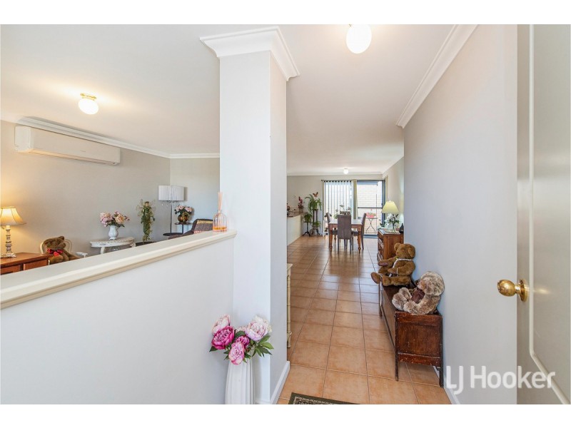 1/6 Churchill Avenue, Dudley Park WA 6210