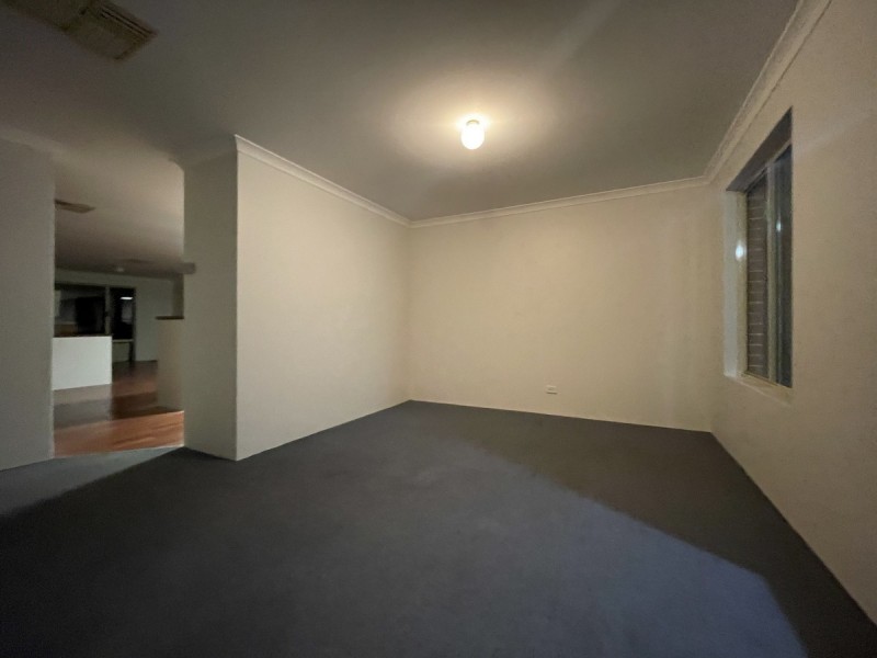 88 Nottingham Parkway, Orelia WA 6167