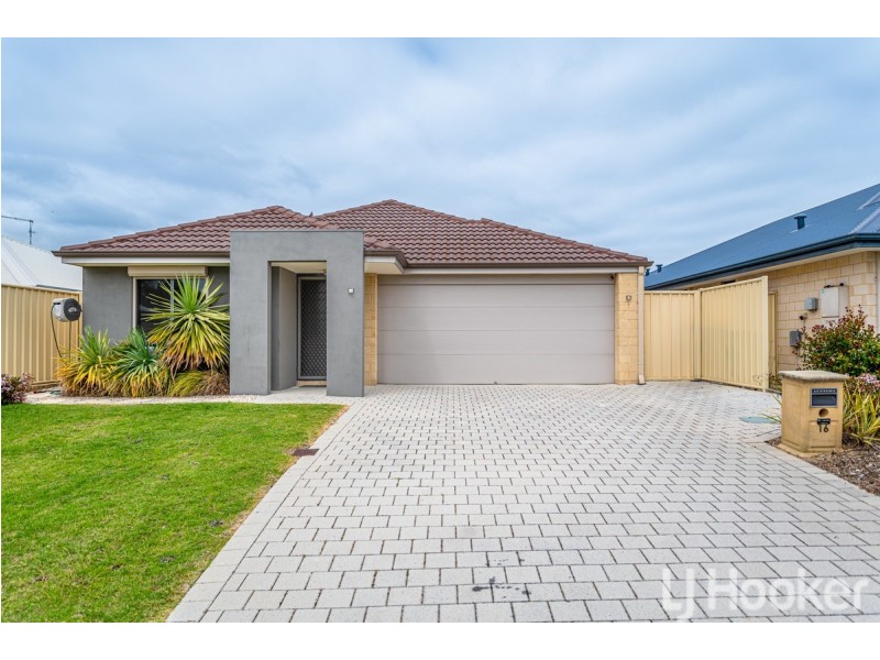 16 Payanna Grange, Lakelands WA 6180