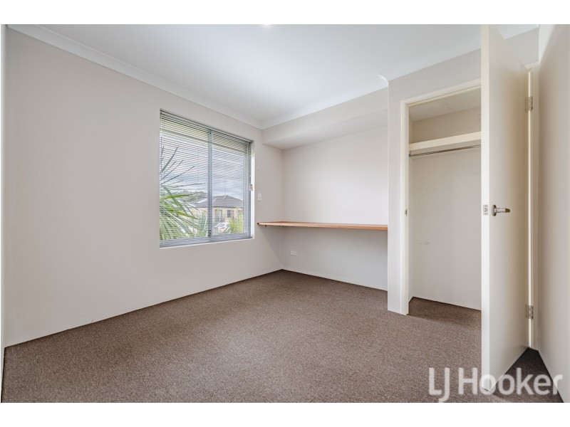 16 Payanna Grange, Lakelands WA 6180