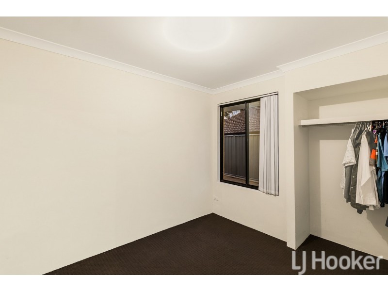 16 Finchley Way, Wellard WA 6170