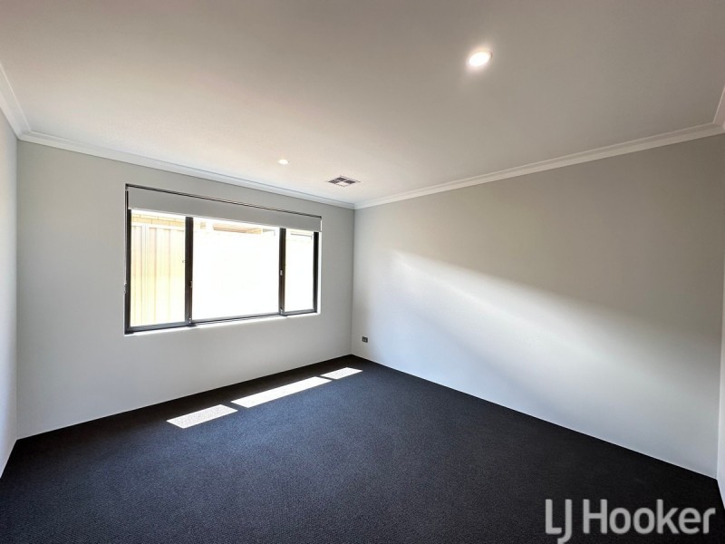 18 Wickepin Parade, Dawesville WA 6211