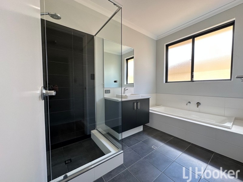 18 Wickepin Parade, Dawesville WA 6211