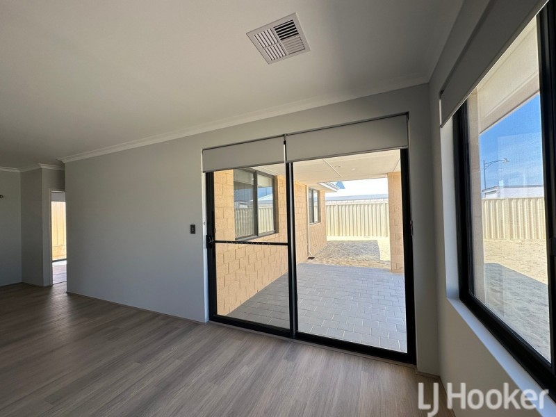 18 Wickepin Parade, Dawesville WA 6211